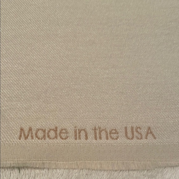 Square By Design Golden Retriever Fabric - Picture 4 of 8